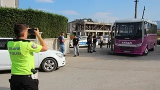 Halk otobüsünün altında kalan çocuktan iyi haber
