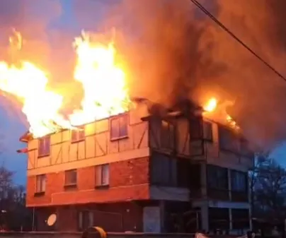 İftar vakti yangın paniği; Alev alev yandı