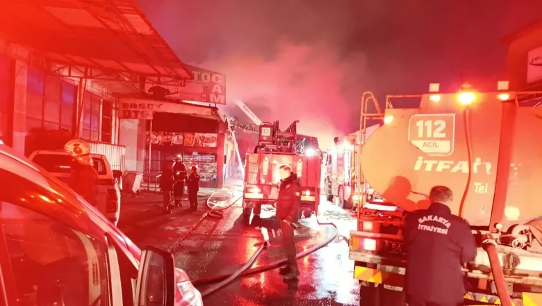 Sanayide büyük yangın; Alevler içinde