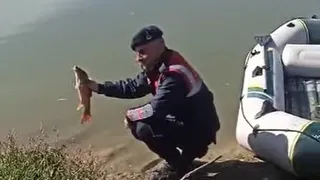 Kaçak balık avlayanlar yakalandı