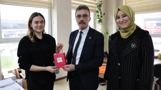 Kadınlar Günü'nü kutladı