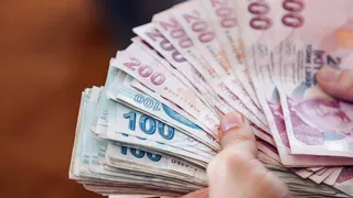 Kamu işçilerine zamda anlaşma sağlandı; imzalar atılıyor
