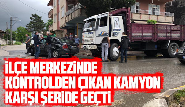 Kamyon refüjü aşıp karşı yöne geçti