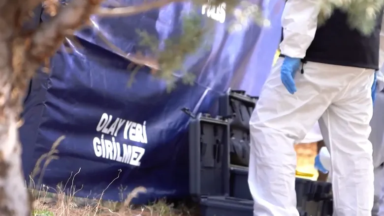 Kanlı olay; Araçta başından vurulmuş halde ölü bulundu