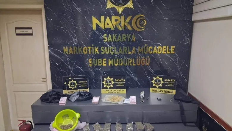 Karaköy'de zehir tacirlerine operasyon