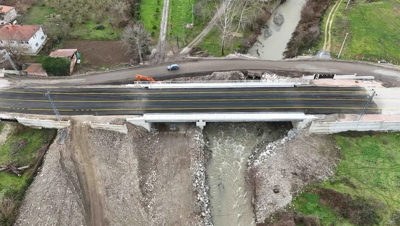 Karapürçek Mesudiye Köprüsü  hizmete açıldı