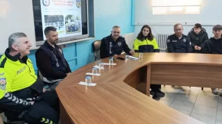 Karasu’da gençlere polislik mesleği tanıtıldı