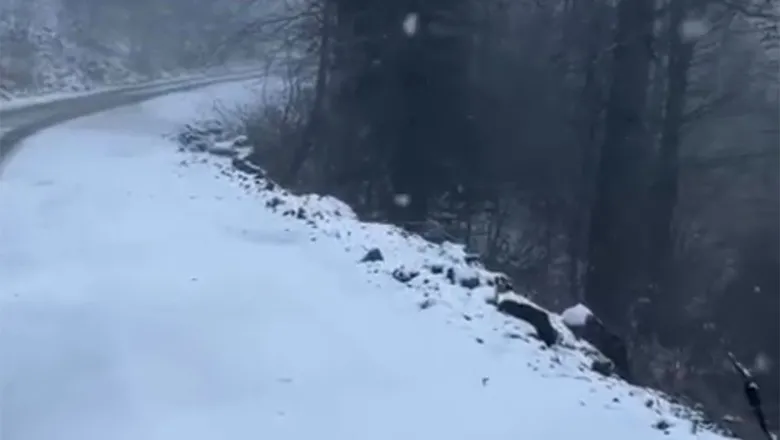 Kartepe'ye kar yağdı