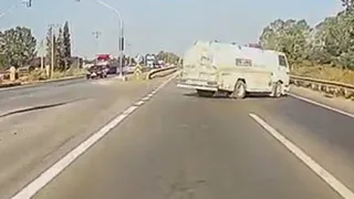 Kavşağa kontrolsüzce giren tanker faciaya neden oluyordu