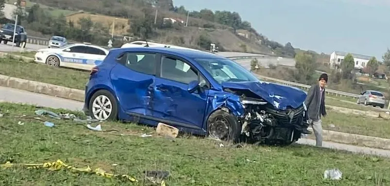 Kaynarca-Karasu yolunda kaza: 5 yaralı