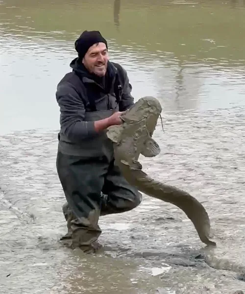 Koca gölet saniyeler içinde yok olmuştu; İşte detaylar