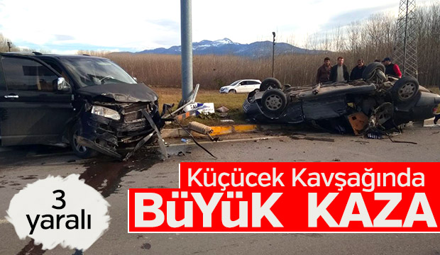 Küçücek Kavşağında Kaza