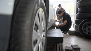 Lastikçilerde değişim yoğunluğu; İşte fiyatlar
