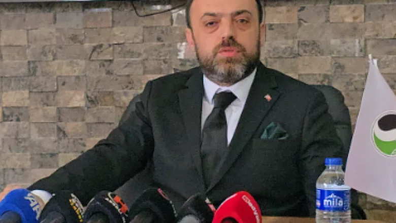 Ligde kalması mucizelere kalan Sakaryaspor'da başkandan önemli mesaj