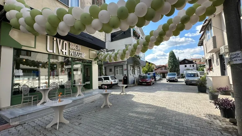 Liva Bakery & Patisserie Akyazı’da Hizmete Başladı! Tatlı Severleri Bekliyoruz