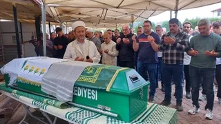 Melahat Koçak dualarla ebediyete uğurlandı.