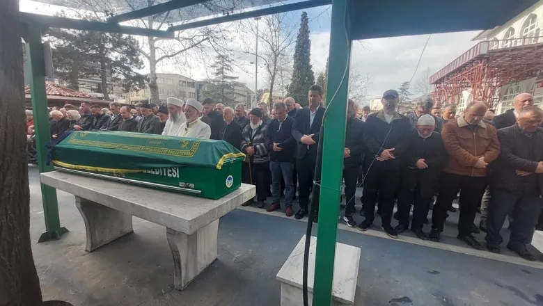 Memnune Genç Dualarla Son Yolculuğuna Uğurlandı 