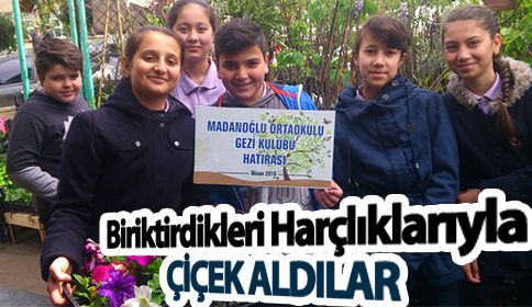 Biriktirdikleri Harçlıklarıyla Aldıkları Çiçekleri Diktiler