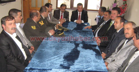 Protokol Merkez Parkta Bayramlaştı