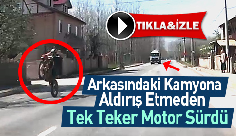 Tek Teker Yapan Motosiklet Sürücüsü Trafiği Tehlikeye Soktu