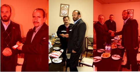 Alaağaç Muhtarından Basına Yemek