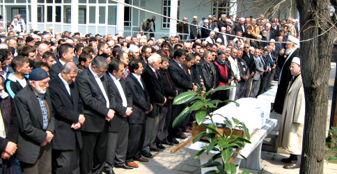 Yusuf Kahveci Vefat Etti