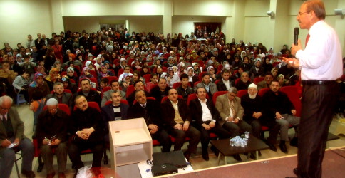 Aile Ve Gençlik Eğitimi Konulu Konferans 