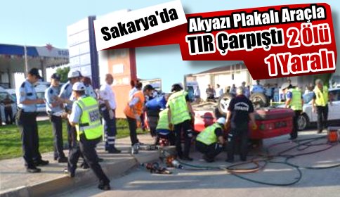 Tır Otomobile Çarptı: 2 Ölü, 1 Yaralı