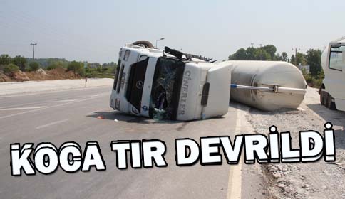Kontrolünü kaybeden Tır Devrildi 1 Yaralı 