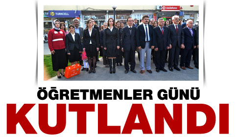 Akyazı’da Öğretmenler Günü Kutlandı
