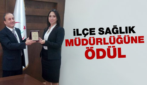 Akyazı İlçe Sağlık Müdürüne Ödül