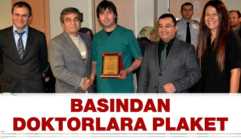 Basından Doktorlara Plaket