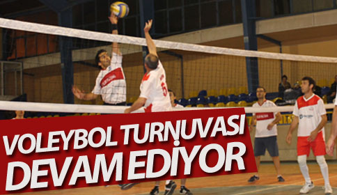 24 Kasım Voleybol Turnuvası Devam Ediyor