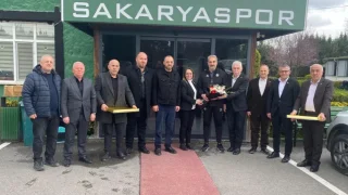 Muhtarlardan Sakaryaspor'a ziyaret