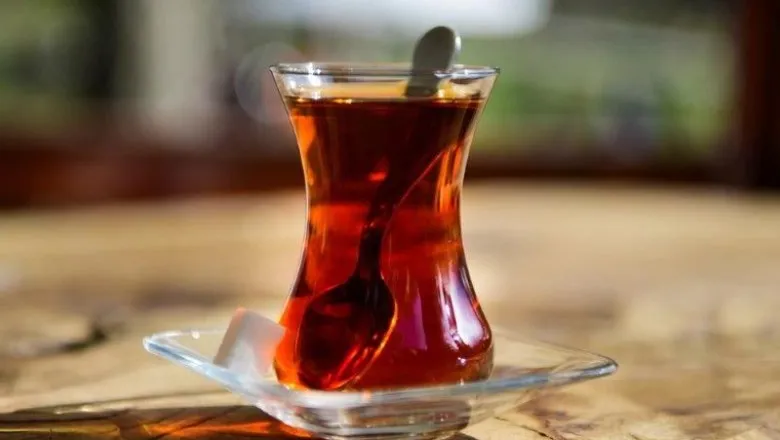 O firmanın çayında boya çıkt!