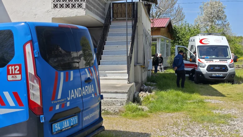 Oğlunu uyandırmak için yanına gitti: Yatakta ölü buldu