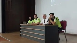 Okul servis şoförlerine güvenli taşımacılık eğitimi