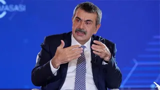 Okula kayıtta zorunlu bağış diye bir şey yok,isteyen olursa bize şikayet edin