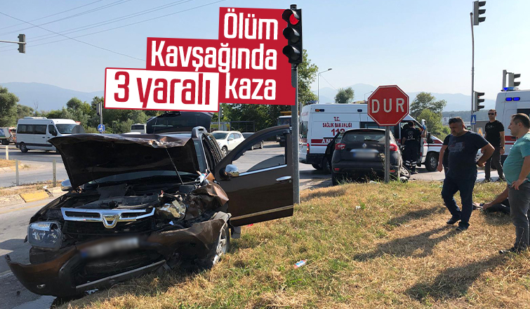 Ölüm kavşağında kaza: 3 yaralı
