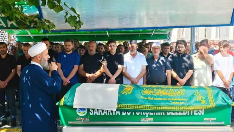 Ömer Atmaca Toprağa Verildi 