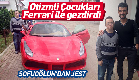 Otizmli Çocukları Ferrari İle Gezdirdi