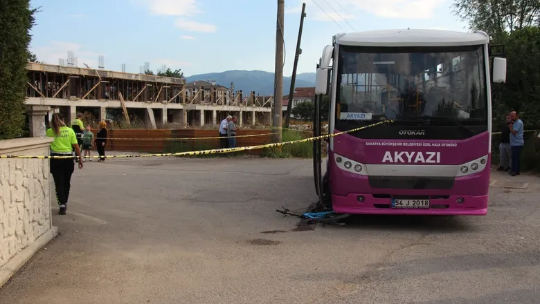 Bisikletli çocuk halk otobüsünün altında kaldı