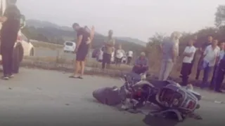 Otomobil ile çarpışan motosikletli öldü