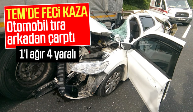 Otomobil tıra ok gibi saplandı