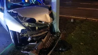 Otomobiller çarpıştı: 3 yaralı