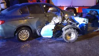 Pat pat ile otomobilin karıştığı kaza: 6 yaralı