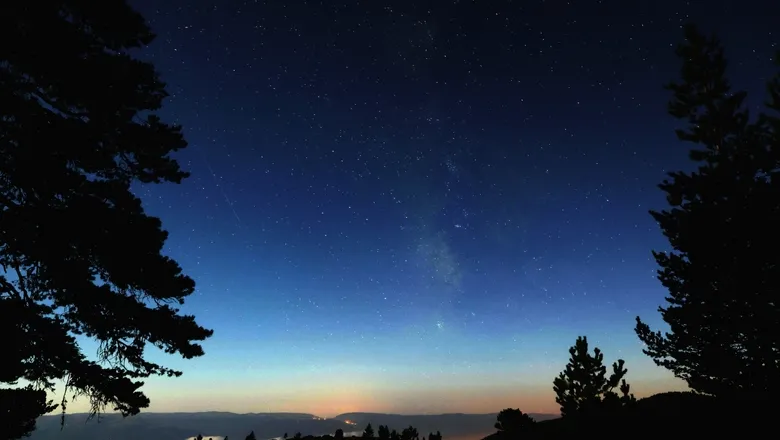 Perseid meteor yağmuru görsel şölene dönüştü