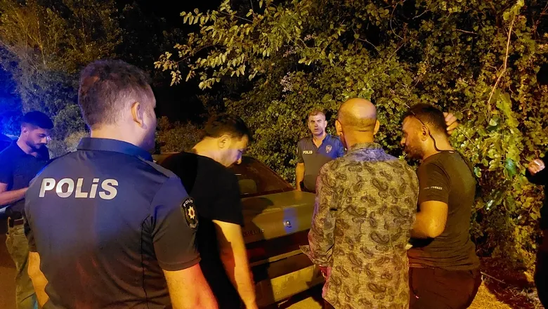 Polis Önünü Kesti, Çalıntı Araçla Kaçış Akyazı’da Sona Erdi!