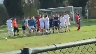 Reşadiyespor- Karaaptilerspor maçında kavga
