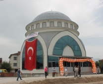 Akşemseddin Cami Törenle İbadete Açıldı
